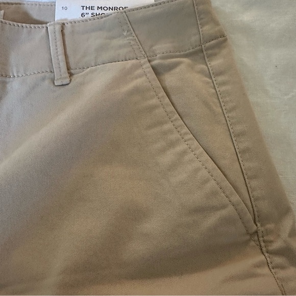 LOFT - NWT  Monroe 6” khaki chino short, 97% cotton 3% spandex - Picture 3 of 7